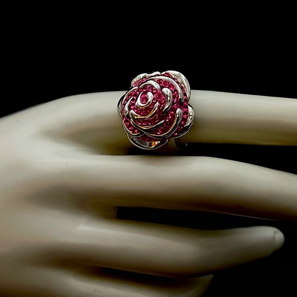 PINK SILVER RHINESTONE RING, STAMPED 825, CHUNKY ROSE SHAPED, VERY SPARKLY - Picture 2 of 6